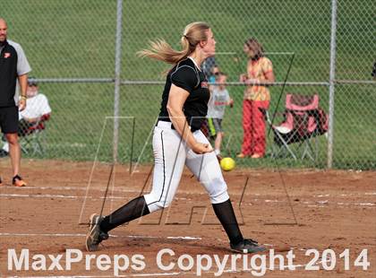 Thumbnail 2 in Powell @ Maryville (TSSAA Region 2-AAA Quarterfinal Playoff) photogallery.