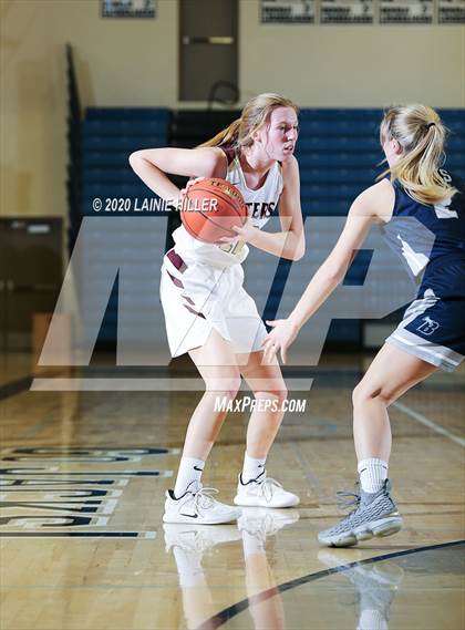 Thumbnail 1 in Bemidji vs Fergus Falls photogallery.