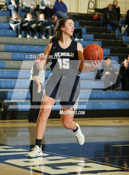 Thumbnail 3 in Bemidji vs Fergus Falls photogallery.