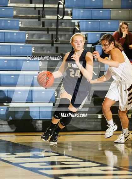 Thumbnail 1 in Bemidji vs Fergus Falls photogallery.