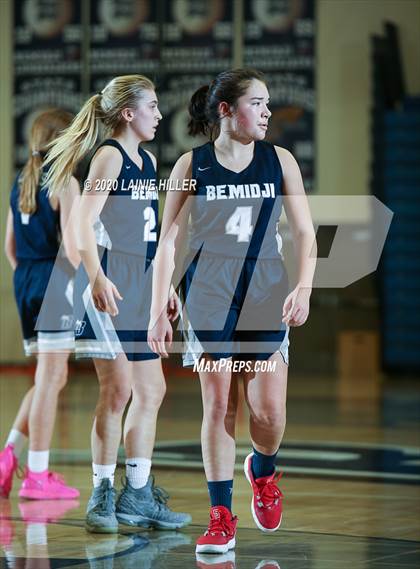 Thumbnail 1 in Bemidji vs Fergus Falls photogallery.