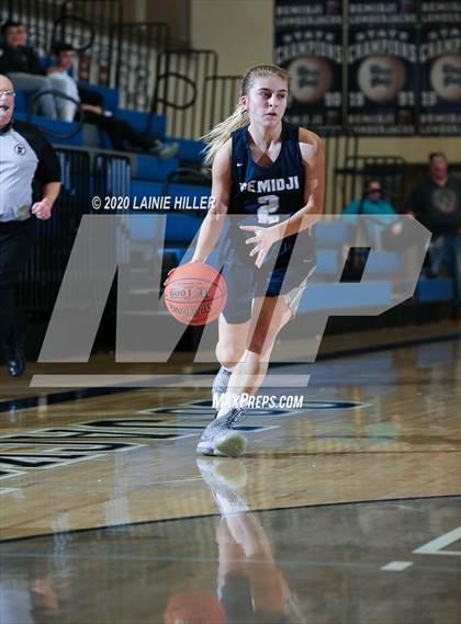 Thumbnail 1 in Bemidji vs Fergus Falls photogallery.