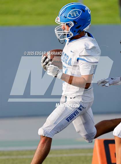 Thumbnail 1 in La Habra @ Upland photogallery.