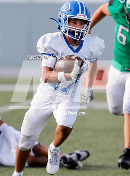 Thumbnail 1 in La Habra @ Upland photogallery.