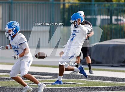 Thumbnail 1 in La Habra @ Upland photogallery.