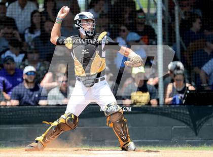 Thumbnail 1 in Berwick vs. Buckeye (LHSAA 3A Quarterfinal Playoff) photogallery.