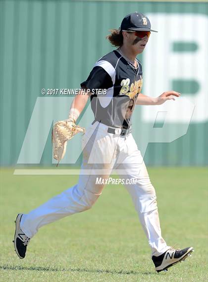 Thumbnail 1 in Berwick vs. Buckeye (LHSAA 3A Quarterfinal Playoff) photogallery.