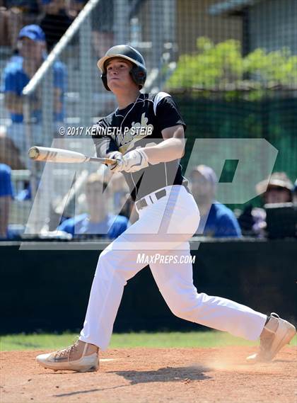 Thumbnail 1 in Berwick vs. Buckeye (LHSAA 3A Quarterfinal Playoff) photogallery.