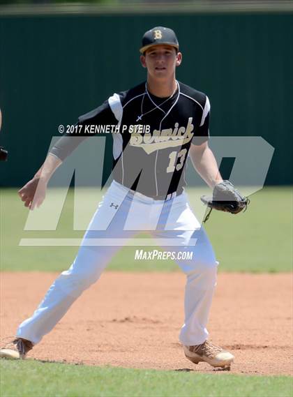 Thumbnail 2 in Berwick vs. Buckeye (LHSAA 3A Quarterfinal Playoff) photogallery.