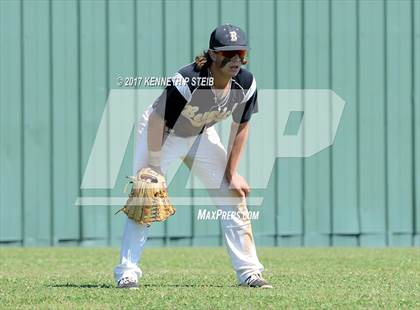 Thumbnail 2 in Berwick vs. Buckeye (LHSAA 3A Quarterfinal Playoff) photogallery.