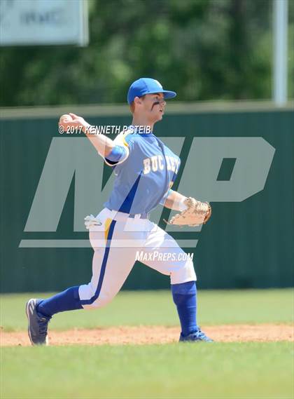 Thumbnail 2 in Berwick vs. Buckeye (LHSAA 3A Quarterfinal Playoff) photogallery.