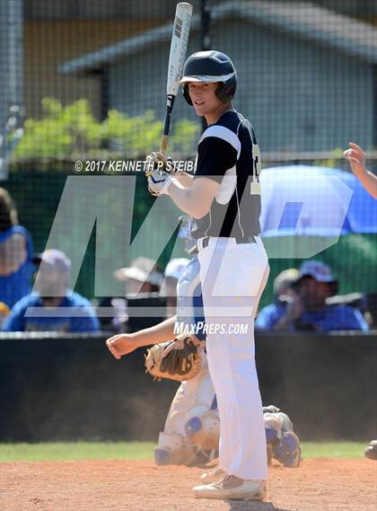 Thumbnail 2 in Berwick vs. Buckeye (LHSAA 3A Quarterfinal Playoff) photogallery.