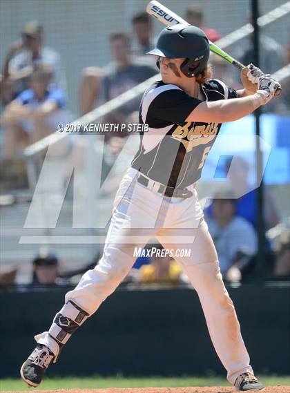 Thumbnail 3 in Berwick vs. Buckeye (LHSAA 3A Quarterfinal Playoff) photogallery.