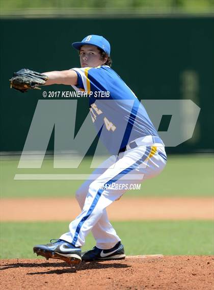 Thumbnail 2 in Berwick vs. Buckeye (LHSAA 3A Quarterfinal Playoff) photogallery.