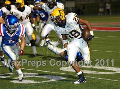 Thumbnail 2 in Olive Branch @ Memphis University photogallery.
