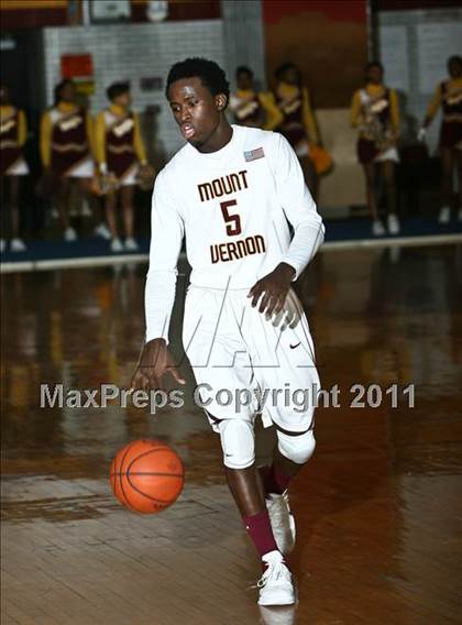Thumbnail 1 in Ossining vs Mt. Vernon (Section 1 Class AA Quarterfinal) photogallery.