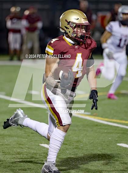 Thumbnail 1 in Bishop Stang vs Newburyport (MIAA Division 5 Round of 16) photogallery.