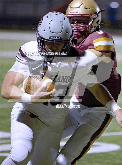 Thumbnail 1 in Bishop Stang vs Newburyport (MIAA Division 5 Round of 16) photogallery.