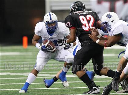 Thumbnail 2 in Bingham vs. Trinity (Kirk Herbstreit Varsity Football Series) photogallery.