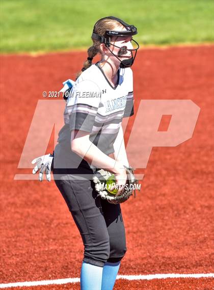 Thumbnail 2 in Shawnee Mission East @ Olathe Northwest photogallery.