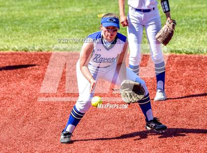 Thumbnail 1 in Shawnee Mission East @ Olathe Northwest photogallery.