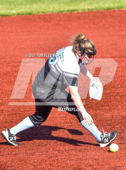 Thumbnail 2 in Shawnee Mission East @ Olathe Northwest photogallery.