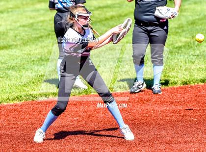 Thumbnail 1 in Shawnee Mission East @ Olathe Northwest photogallery.