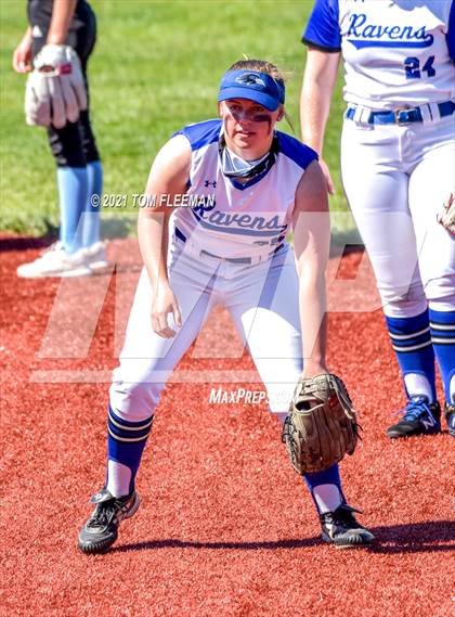Thumbnail 2 in Shawnee Mission East @ Olathe Northwest photogallery.
