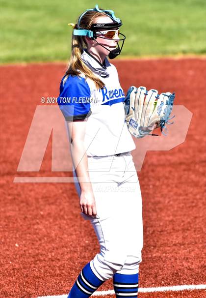 Thumbnail 2 in Shawnee Mission East @ Olathe Northwest photogallery.