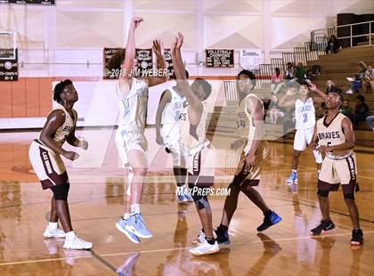 Thumbnail 1 in Lake Gibson vs Nature Coast Tech (Zephyrhills Preseason Classic) photogallery.