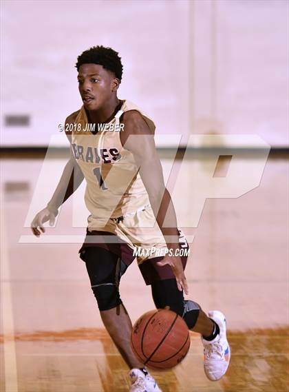 Thumbnail 2 in Lake Gibson vs Nature Coast Tech (Zephyrhills Preseason Classic) photogallery.