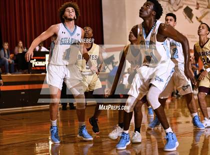 Thumbnail 2 in Lake Gibson vs Nature Coast Tech (Zephyrhills Preseason Classic) photogallery.