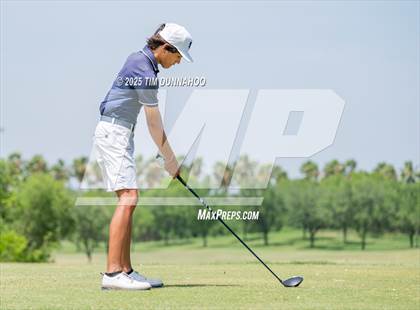 Thumbnail 3 in UIL Region IV 5A Boys Golf Final (Round 2) photogallery.