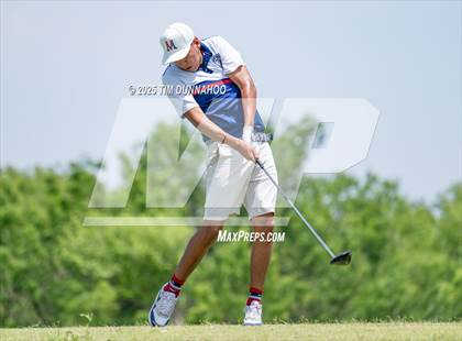 Thumbnail 1 in UIL Region IV 5A Boys Golf Final (Round 2) photogallery.