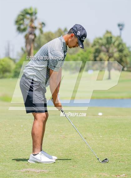 Thumbnail 3 in UIL Region IV 5A Boys Golf Final (Round 2) photogallery.