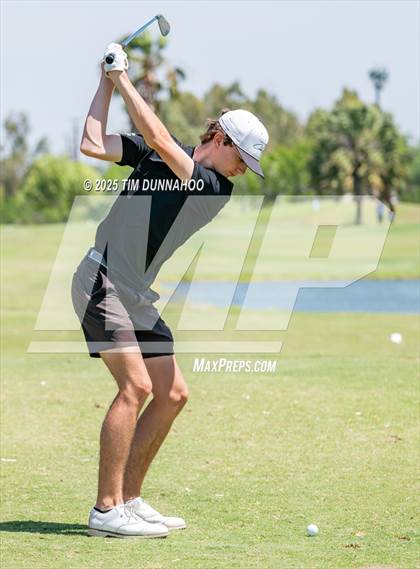 Thumbnail 3 in UIL Region IV 5A Boys Golf Final (Round 2) photogallery.