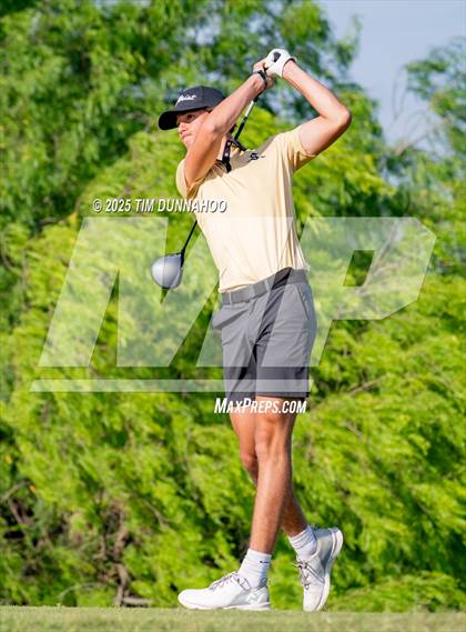 Thumbnail 2 in UIL Region IV 5A Boys Golf Final (Round 2) photogallery.