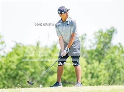 Thumbnail 3 in UIL Region IV 5A Boys Golf Final (Round 2) photogallery.