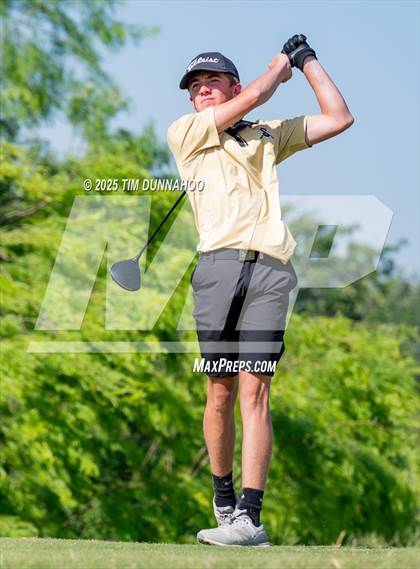 Thumbnail 1 in UIL Region IV 5A Boys Golf Final (Round 2) photogallery.
