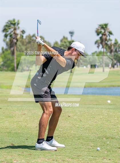 Thumbnail 3 in UIL Region IV 5A Boys Golf Final (Round 2) photogallery.