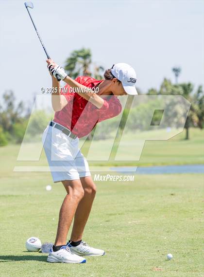 Thumbnail 2 in UIL Region IV 5A Boys Golf Final (Round 2) photogallery.