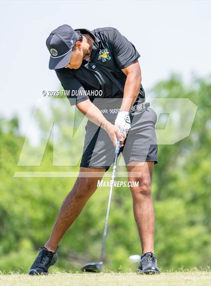Thumbnail 1 in UIL Region IV 5A Boys Golf Final (Round 2) photogallery.