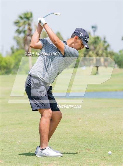 Thumbnail 1 in UIL Region IV 5A Boys Golf Final (Round 2) photogallery.