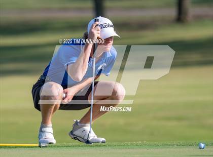 Thumbnail 2 in UIL Region IV 5A Boys Golf Final (Round 2) photogallery.
