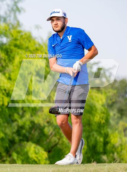 Thumbnail 1 in UIL Region IV 5A Boys Golf Final (Round 2) photogallery.