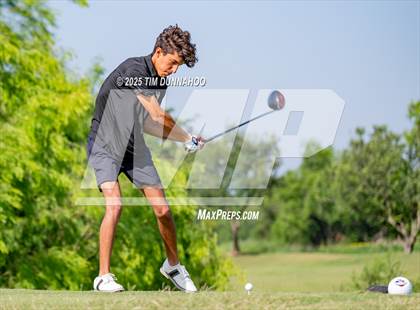 Thumbnail 2 in UIL Region IV 5A Boys Golf Final (Round 2) photogallery.