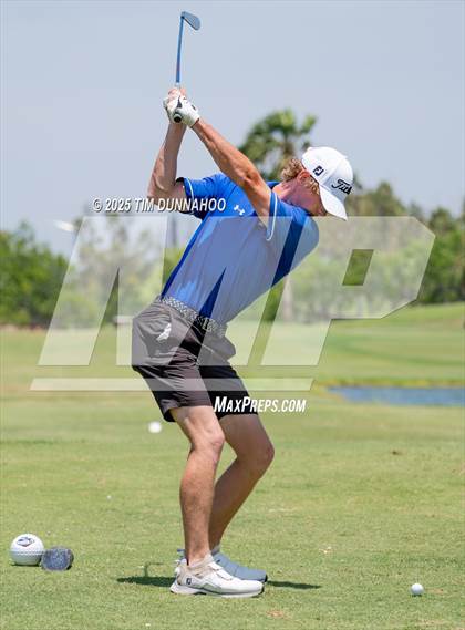 Thumbnail 3 in UIL Region IV 5A Boys Golf Final (Round 2) photogallery.
