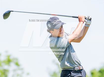 Thumbnail 3 in UIL Region IV 5A Boys Golf Final (Round 2) photogallery.
