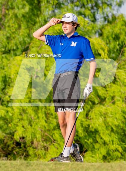 Thumbnail 1 in UIL Region IV 5A Boys Golf Final (Round 2) photogallery.