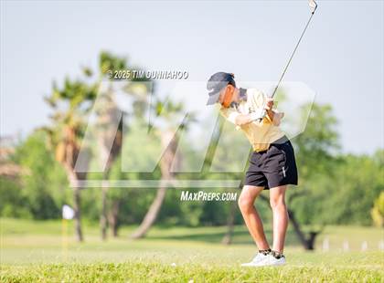 Thumbnail 3 in UIL Region IV 5A Boys Golf Final (Round 2) photogallery.